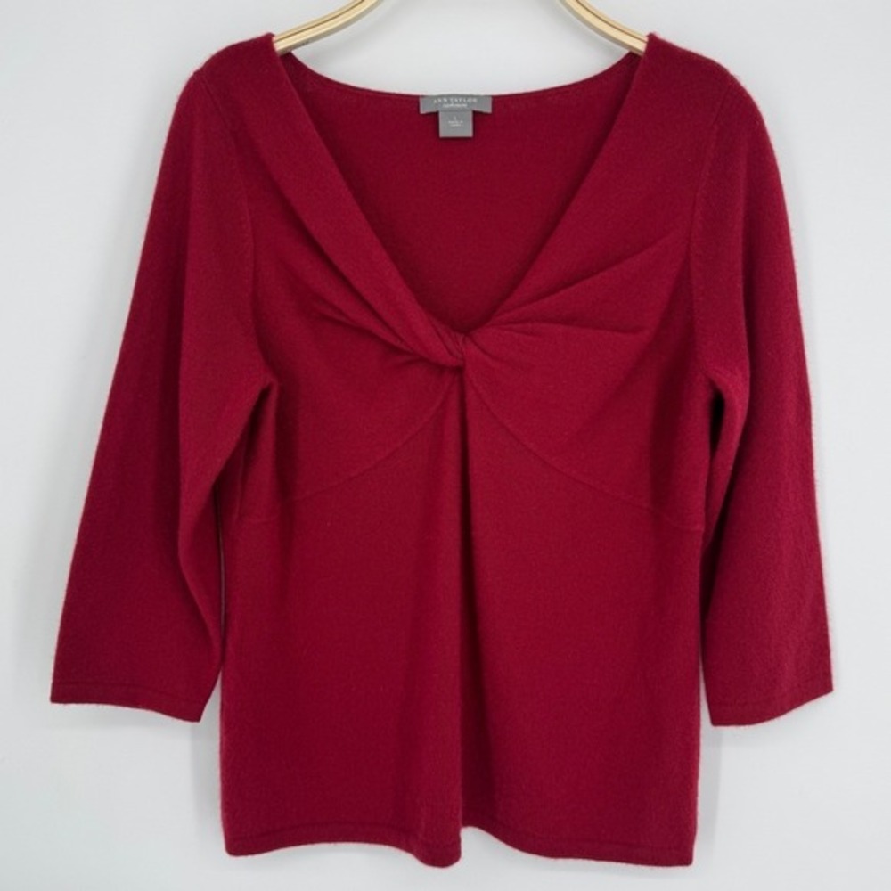 Ann Taylor Cashmere Sweater Size Large Red Twist Front 3/4 Sleeve Soft Cozy Knit